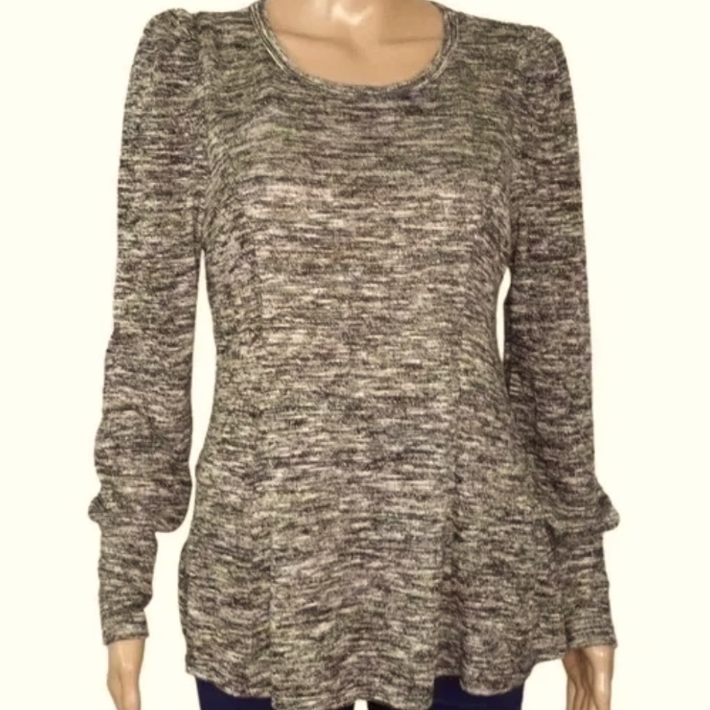 Status by Chenault Sweater Top